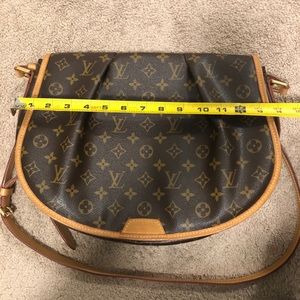 louis vuitton menilmontant MM